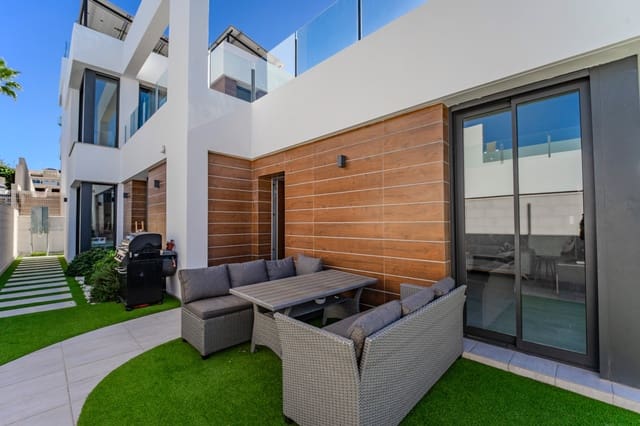 3 quarto Moradia para venda em Benijófar com piscina - 470 000 € (Ref: 9382575)