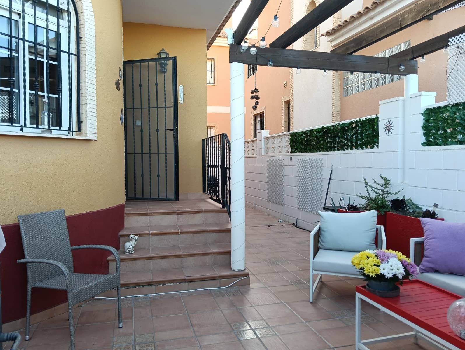 3 slaapkamer Villa te koop in Los Montesinos met zwembad - € 193.995 (Ref: 9385454)