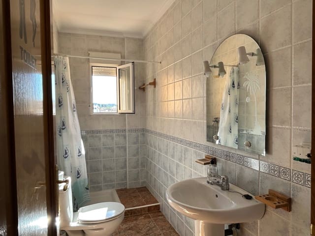 3 bedroom Apartment for sale in Jacarilla - € 120,000 (Ref: 9406503)