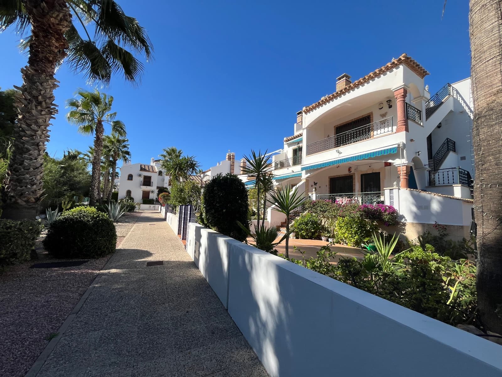 2 bedroom Apartment for sale in Villamartin with pool - € 199,995 (Ref: 9406514)