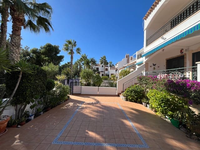 2 slaapkamer Appartement te koop in Villamartin, Orihuela met zwembad - € 199.995 (Ref: 9406514)