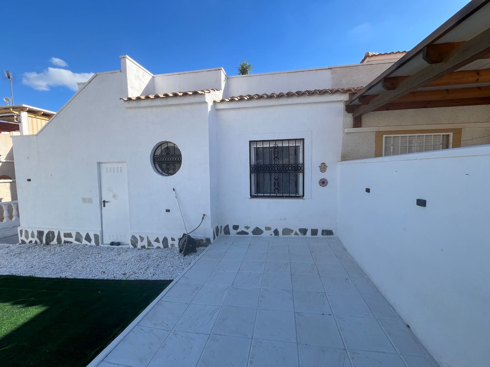2 quarto Casa em Banda para venda em Orihuela Costa com piscina - 219 999 € (Ref: 9406515)