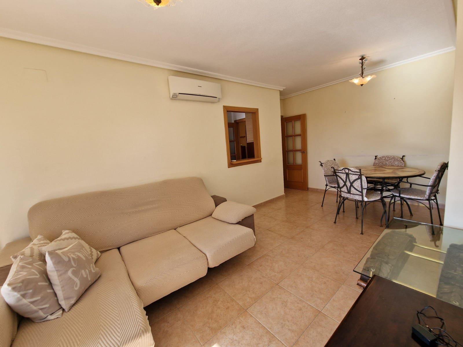 Apartamento de 2 habitaciones en Guardamar del Segura en venta con piscina - 189.000 € (Ref: 9433314)