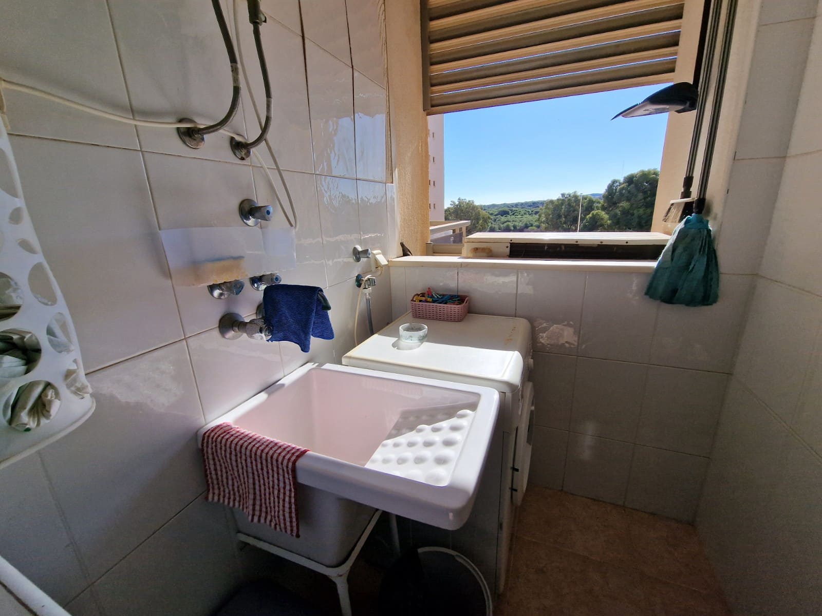 Apartamento de 2 habitaciones en Guardamar del Segura en venta con piscina - 189.000 € (Ref: 9433314)