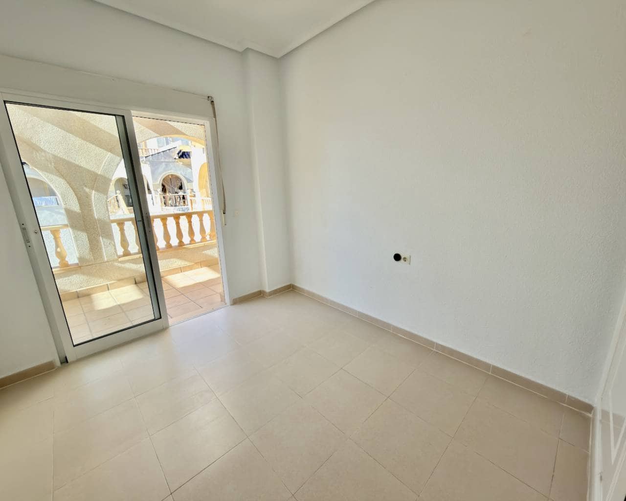 5 bedroom Villa for sale in Ciudad Quesada with pool - € 550,000 (Ref: 9437469)