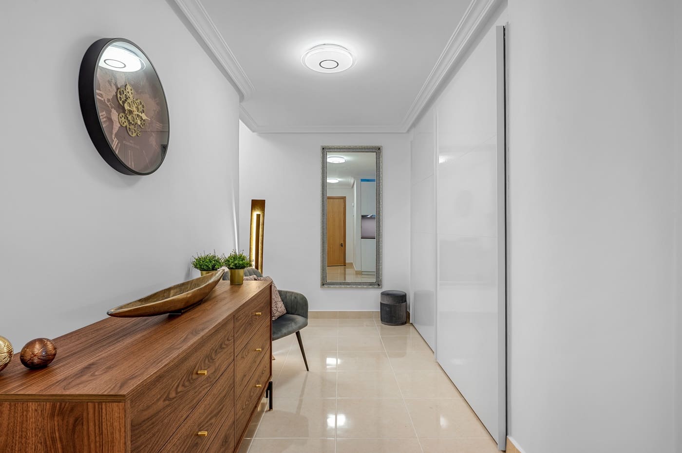 2 Zimmer Apartment zu verkaufen in Torrevieja - 189.000 € (Ref: 9437472)