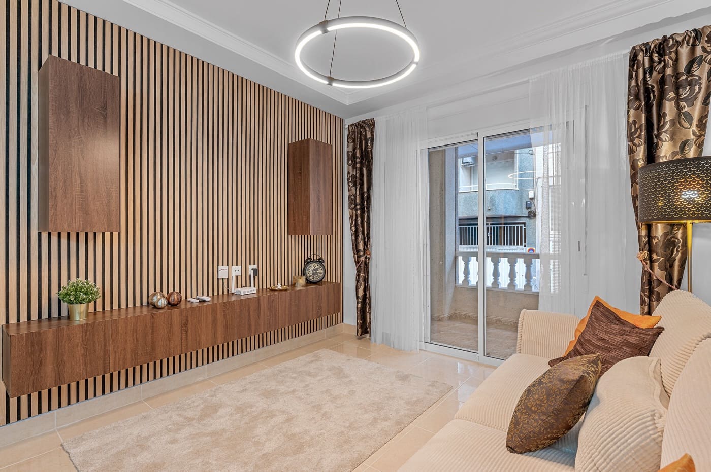 2 Zimmer Apartment zu verkaufen in Torrevieja - 189.000 € (Ref: 9437472)