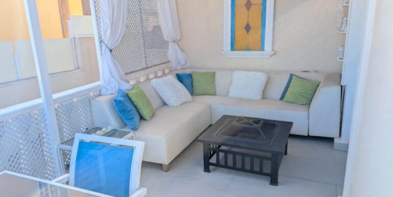 3 quarto Moradia para venda em Villamartin com piscina - 489 900 € (Ref: 9437475)