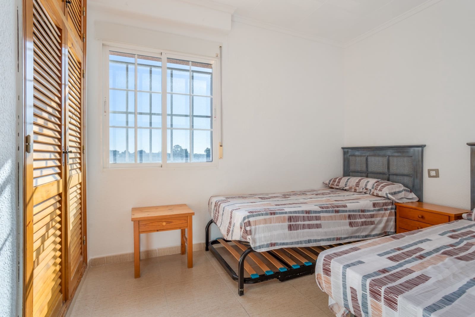 3 soveværelse Villa til salg i Torrevieja med swimmingpool - € 330.000 (Ref: 9470464)