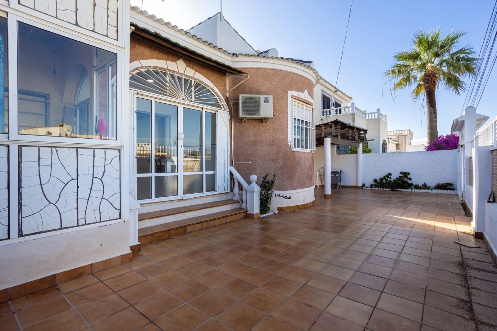 3 soverom Villa til salgs i Torrevieja med svømmebasseng - € 330 000 (Ref: 9470464)