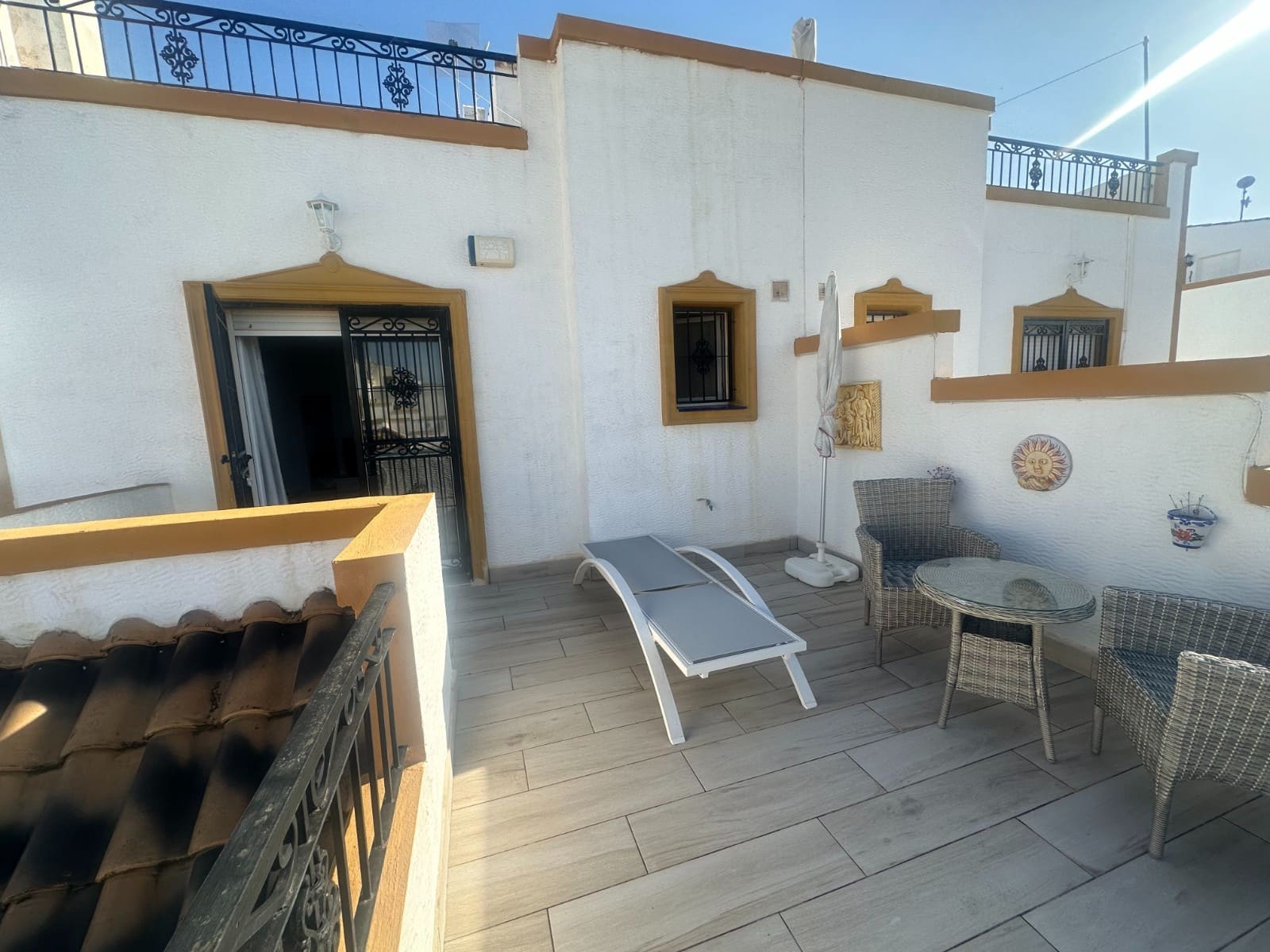 3 bedroom Townhouse for sale in Los Montesinos with pool - € 180,000 (Ref: 9481125)