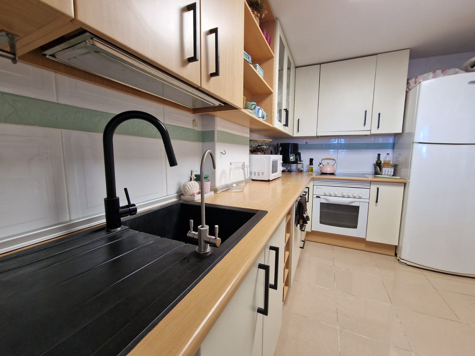 3 quarto Apartamento para venda em Guardamar del Segura com piscina - 239 000 € (Ref: 9497024)