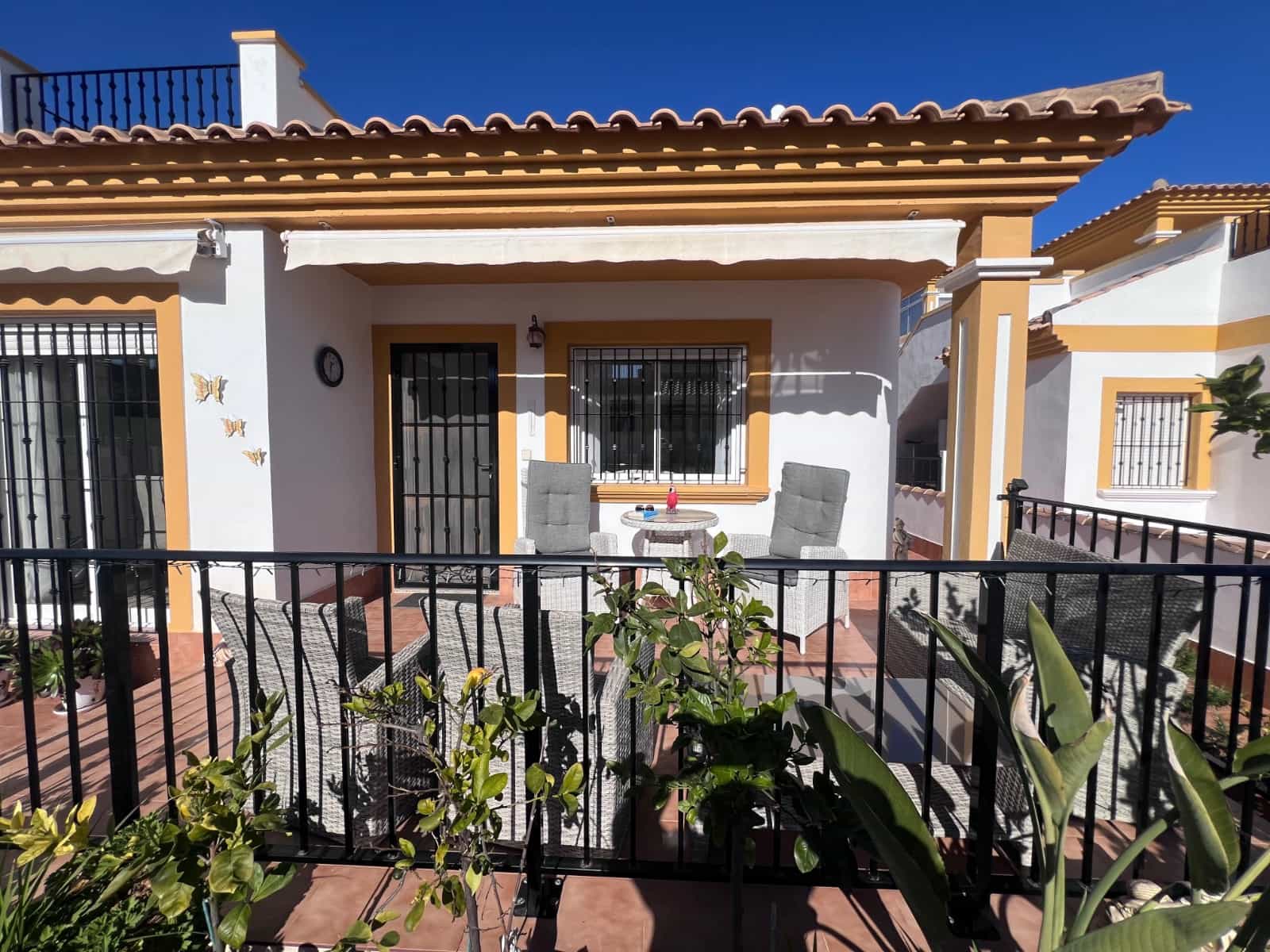 3 bedroom Villa for sale in Los Montesinos - € 240,000 (Ref: 9521292)