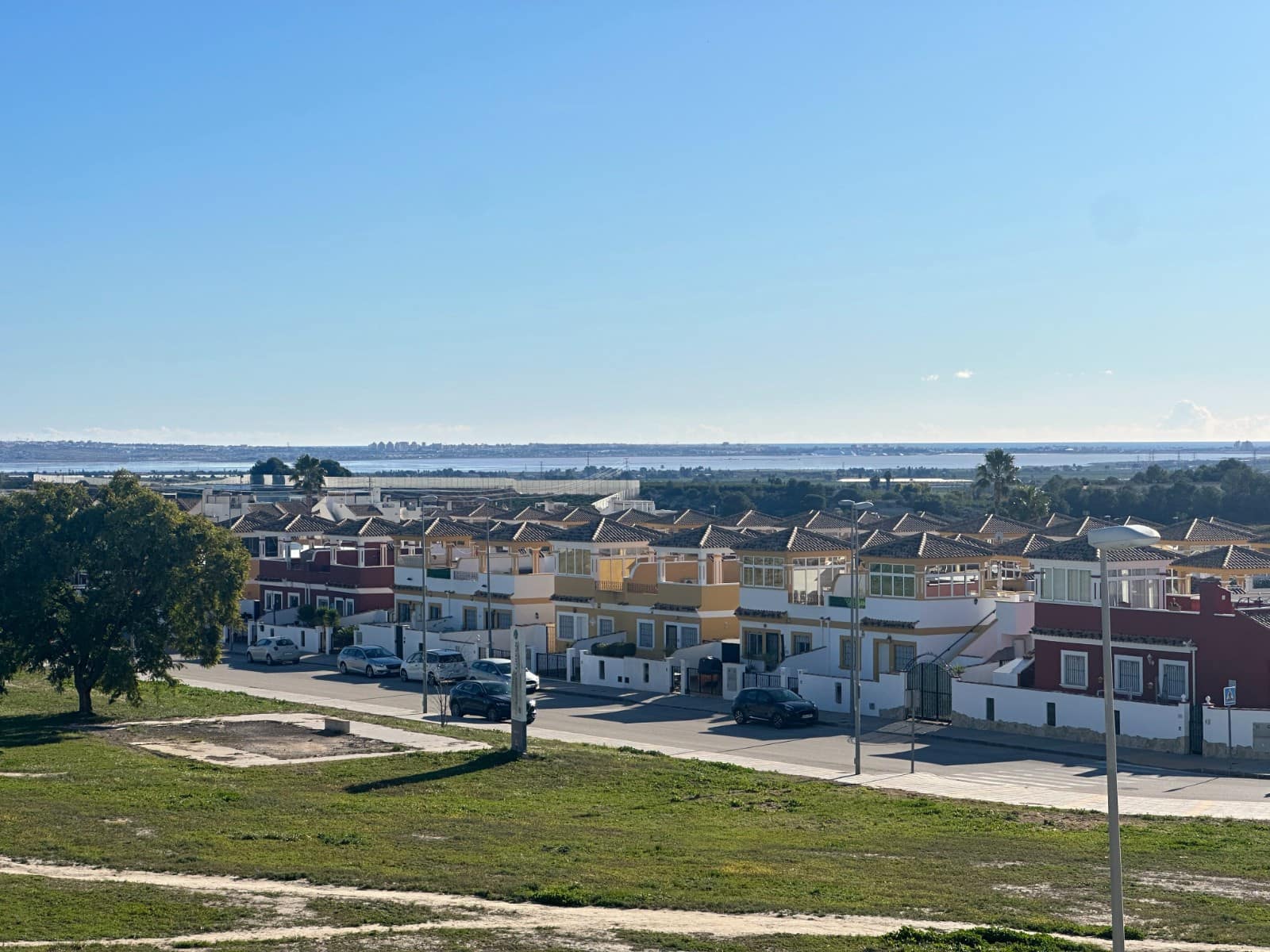 2 Zimmer Apartment zu verkaufen in Entre Naranjos mit Pool - 125.000 € (Ref: 9570986)