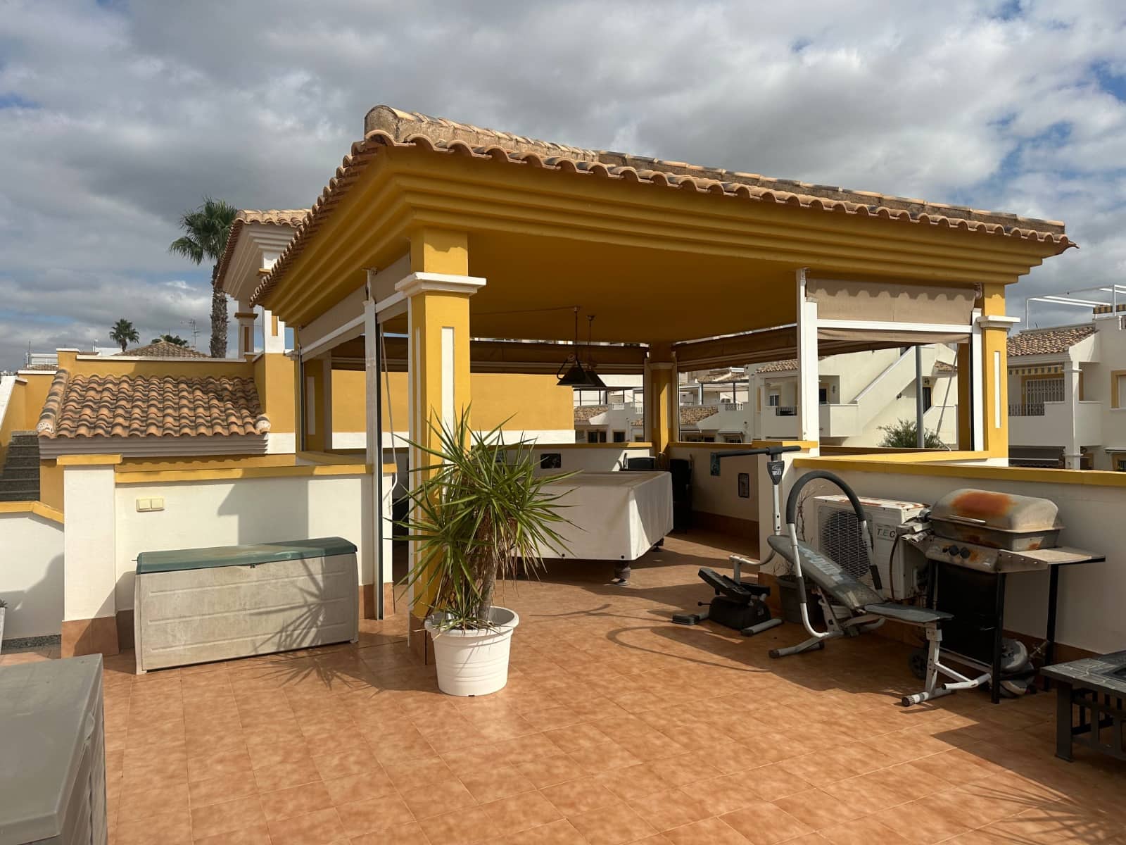 2 chambre Villa/Maison à vendre à Entre Naranjos avec piscine - 270 000 € (Ref: 9586238)