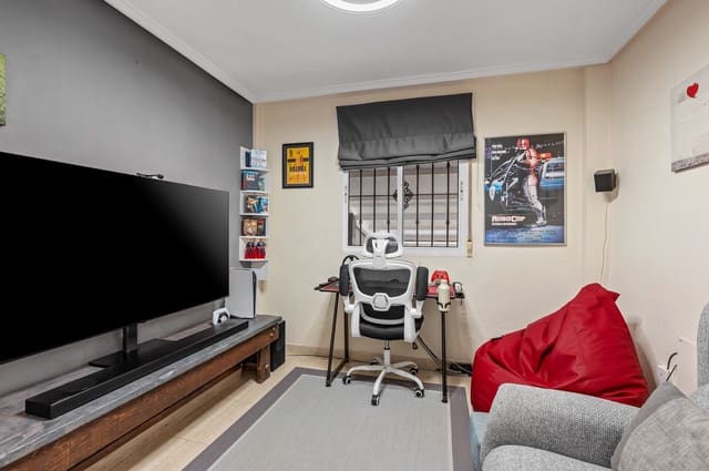 5 makuuhuone Omakotitalo myytävänä paikassa Ciudad Quesada, Rojales mukana uima-altaan - 276 000 € (Ref: 9586243)