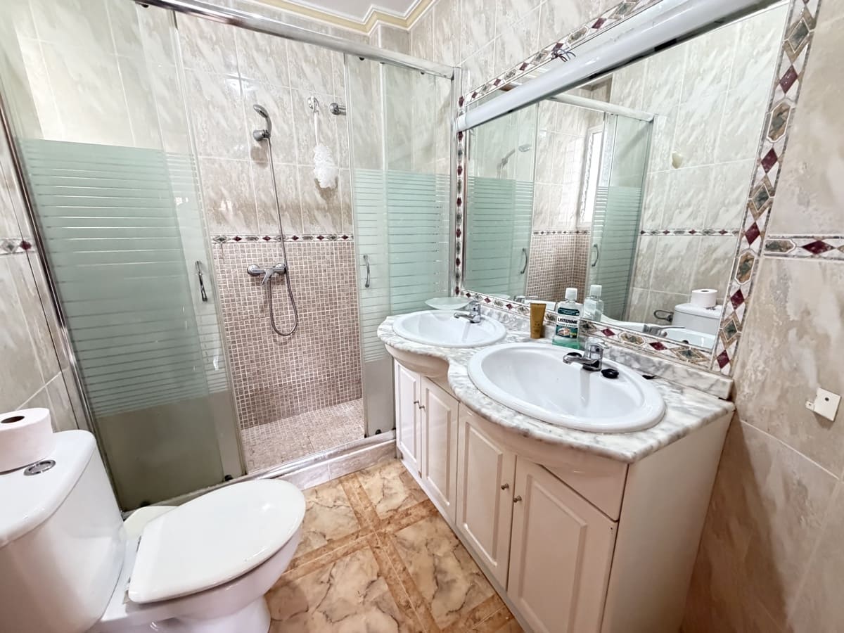 2 sovrum Lägenhet till salu i La Zenia med pool - 165 000 € (Ref: 9601162)