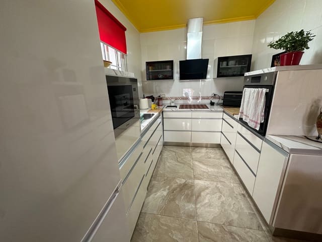 3 makuuhuone Omakotitalo myytävänä paikassa Bigastro - 165 000 € (Ref: 9607989)