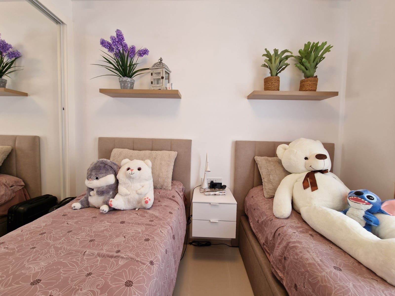 2 bedroom Apartment for sale in Dona Pepa with pool - € 324,900 (Ref: 9611351)