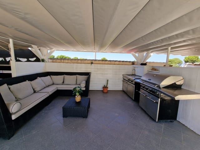 4 soveværelse Villa til salg i San Fulgencio med swimmingpool - € 549.000 (Ref: 9637433)