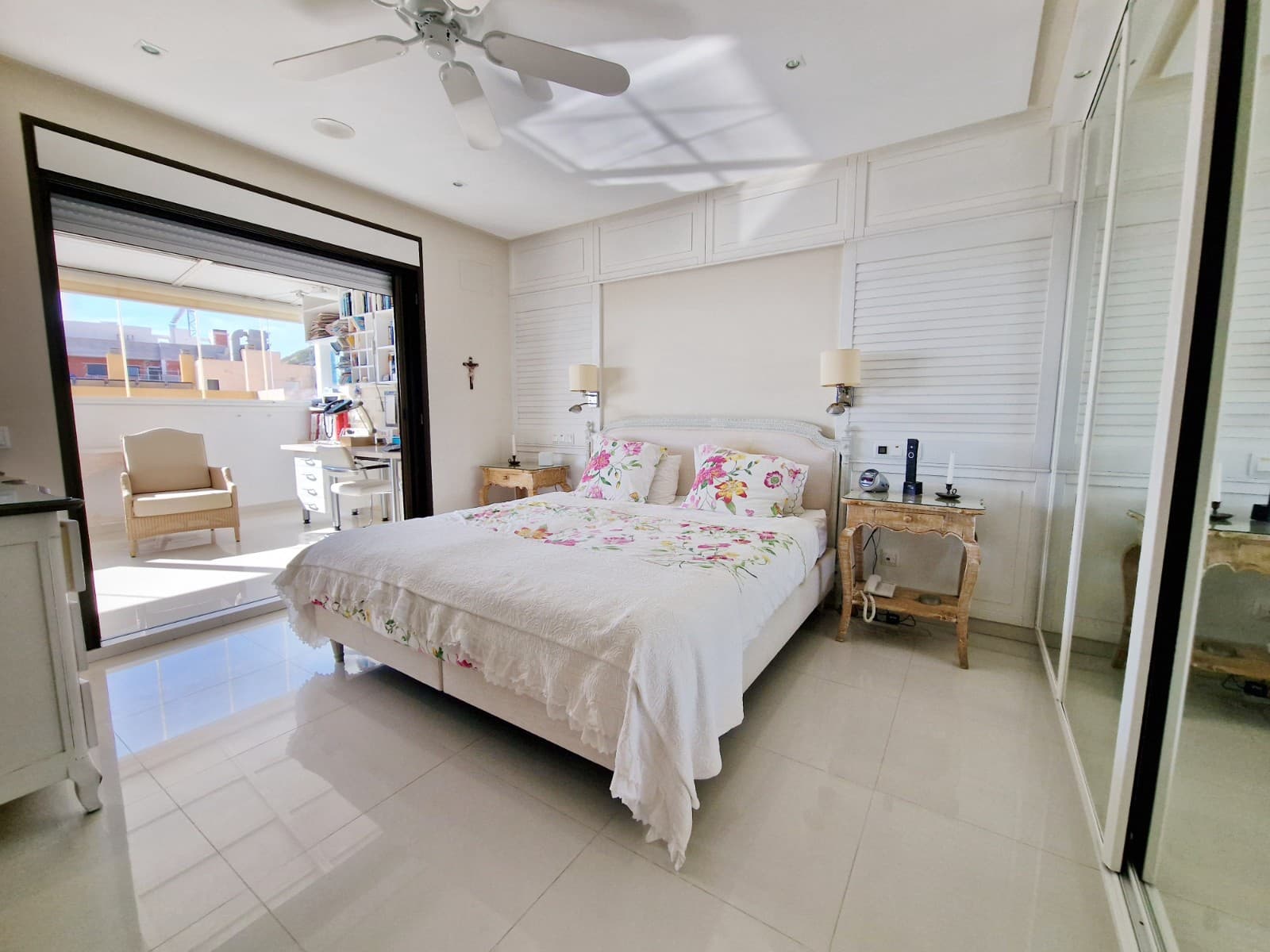 2 sovrum Lägenhet till salu i Guardamar del Segura med pool - 470 000 € (Ref: 9637434)