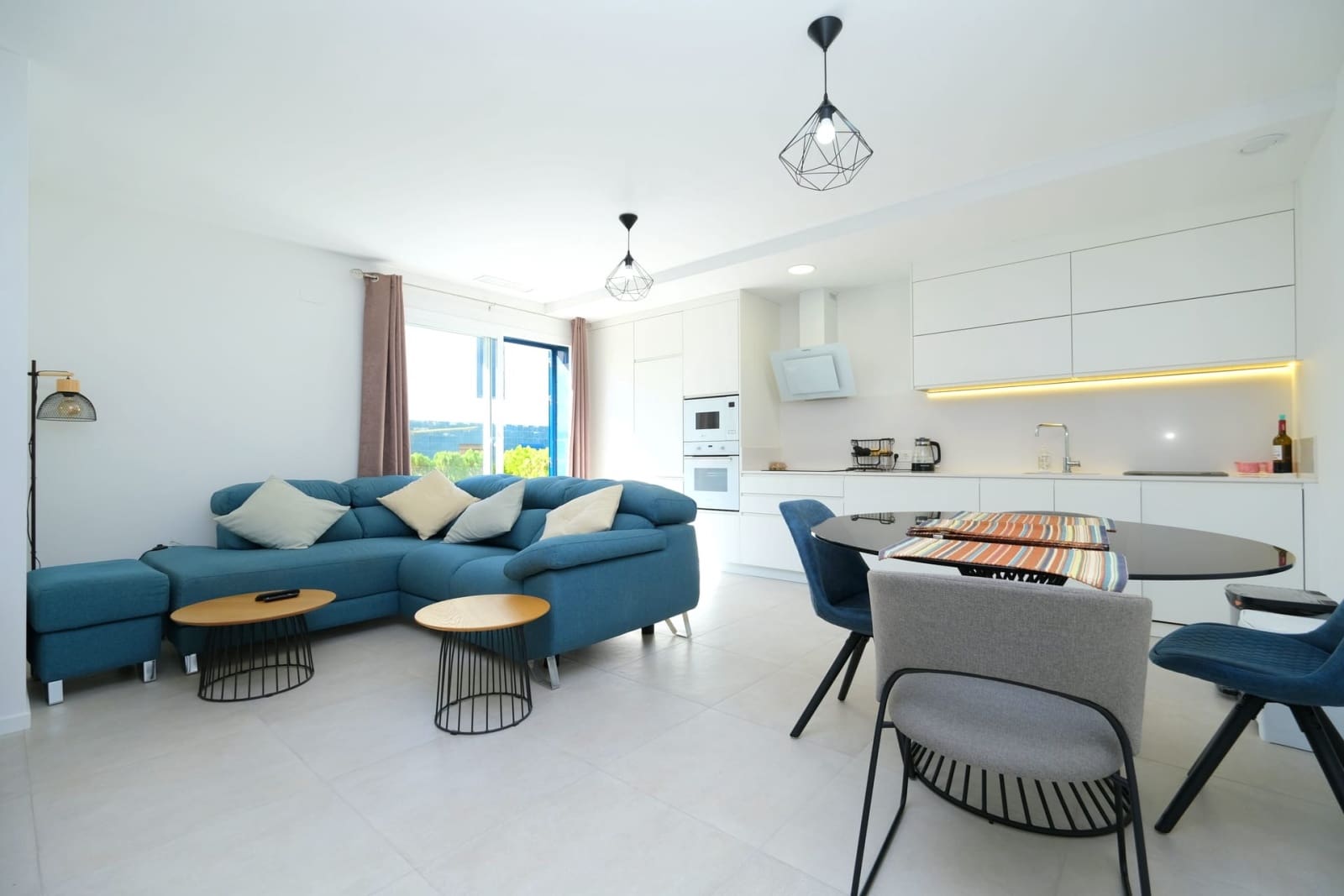 2 slaapkamer Appartement te koop in Playa Flamenca met zwembad - € 249.995 (Ref: 9647993)