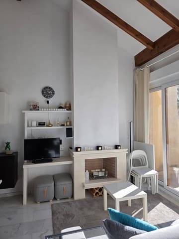 Apartamento de 2 habitaciones en Algorfa en venta con piscina - 210.000 € (Ref: 9651825)