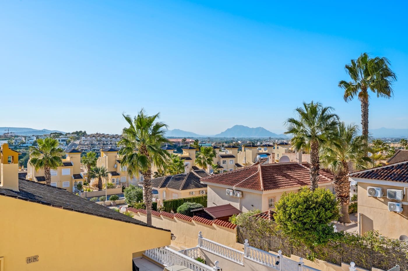 3 bedroom Villa for sale in Benijofar with pool - € 269,000 (Ref: 9655919)