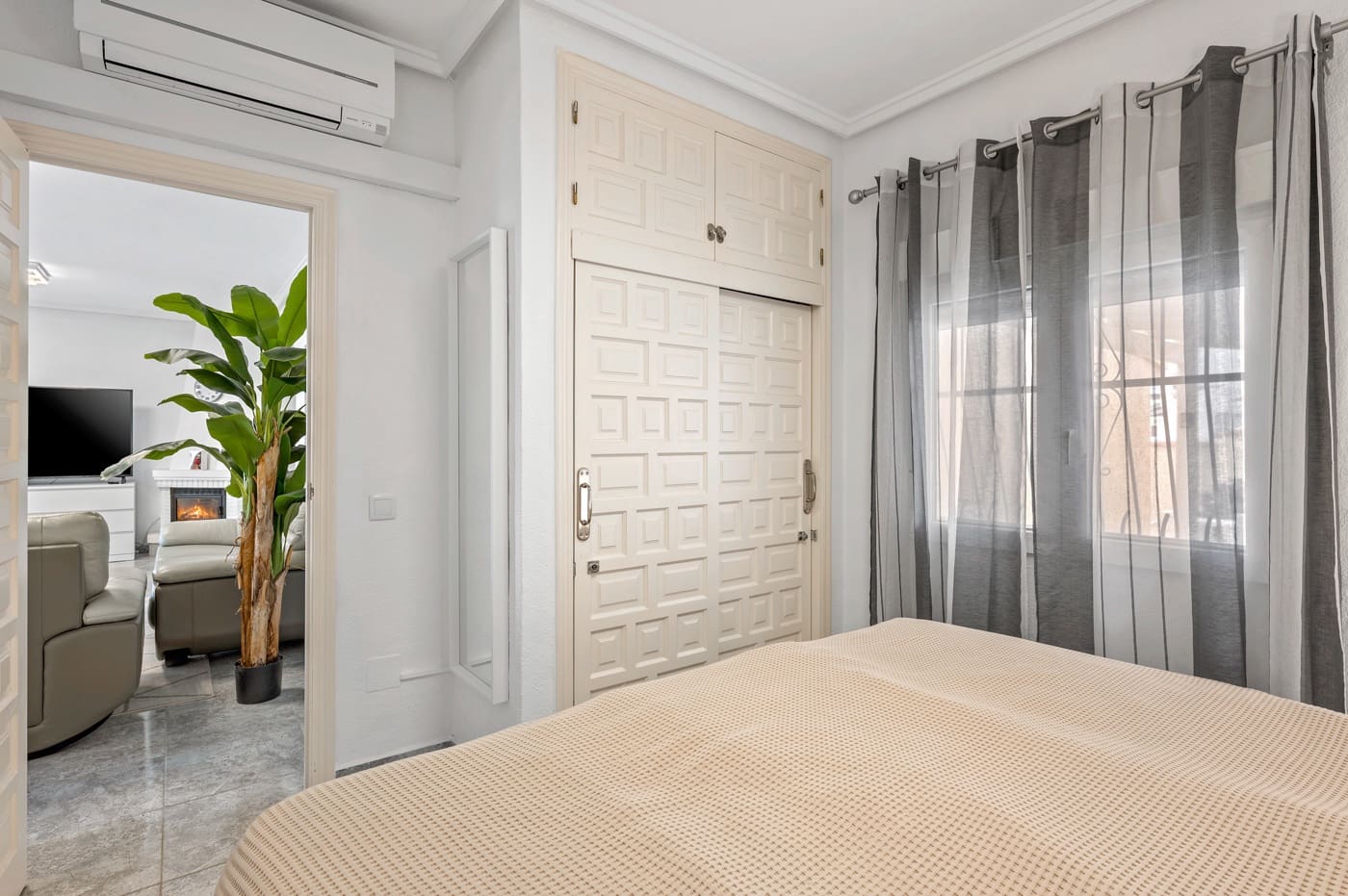 5 quarto Moradia para venda em Ciudad Quesada com piscina - 639 000 € (Ref: 9666340)