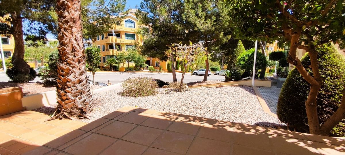 2 makuuhuone Huoneisto myytävänä paikassa Campoamor mukana uima-altaan - 169 000 € (Ref: 9679741)