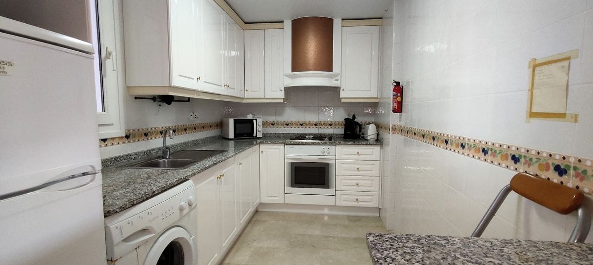 2 bedroom Apartment for sale in Villamartin with pool - € 169,900 (Ref: 9679742)