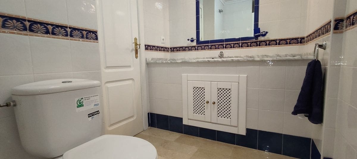 2 bedroom Apartment for sale in Villamartin with pool - € 169,900 (Ref: 9679742)