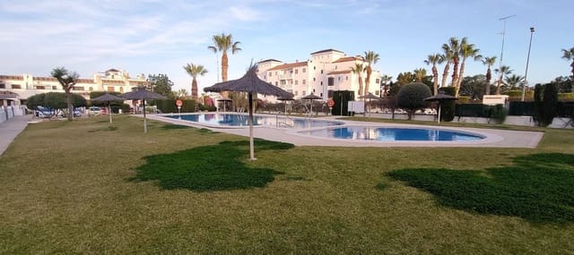 Apartamento de 2 habitaciones en Villamartin, Orihuela en venta con piscina - 169.900 € (Ref: 9679742)