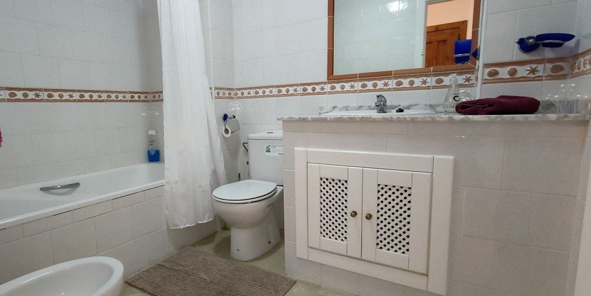 2 bedroom Apartment for sale in Villamartin with pool - € 169,900 (Ref: 9679742)