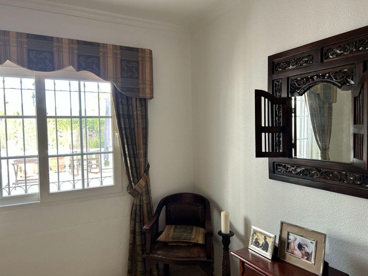 3 chambre Villa/Maison à vendre à Villamartin avec piscine - 359 000 € (Ref: 9679743)