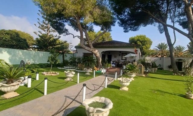 3 Zimmer Villa zu verkaufen in Campoamor, Orihuela - 950.000 € (Ref: 9718331)