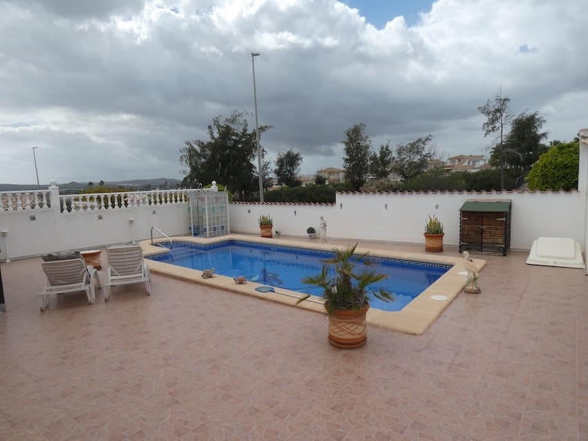 3 soverom Villa til salgs i La Marina med svømmebasseng garasje - € 360 000 (Ref: 9725019)