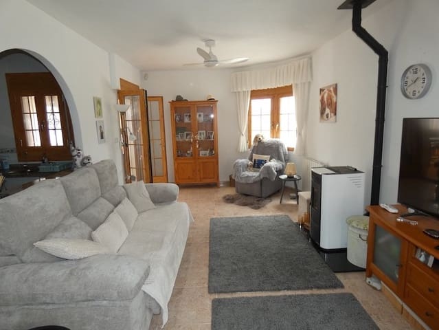 3 soverom Villa til salgs i La Marina, Elche / Elx med svømmebasseng garasje - € 360 000 (Ref: 9725019)