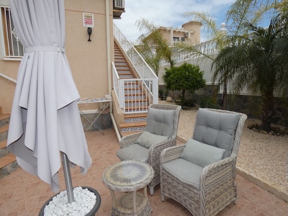 3 soverom Villa til salgs i La Marina med svømmebasseng garasje - € 360 000 (Ref: 9725019)