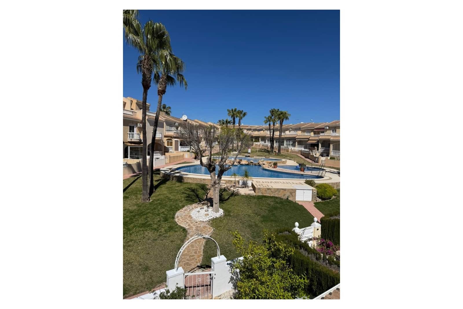 2 sovrum Lägenhet till salu i Dona Pepa med pool - 165 000 € (Ref: 9735471)