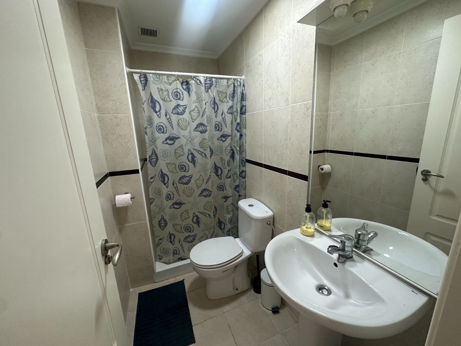 2 bedroom Apartment for sale in Jacarilla with pool - € 90,000 (Ref: 9772904)