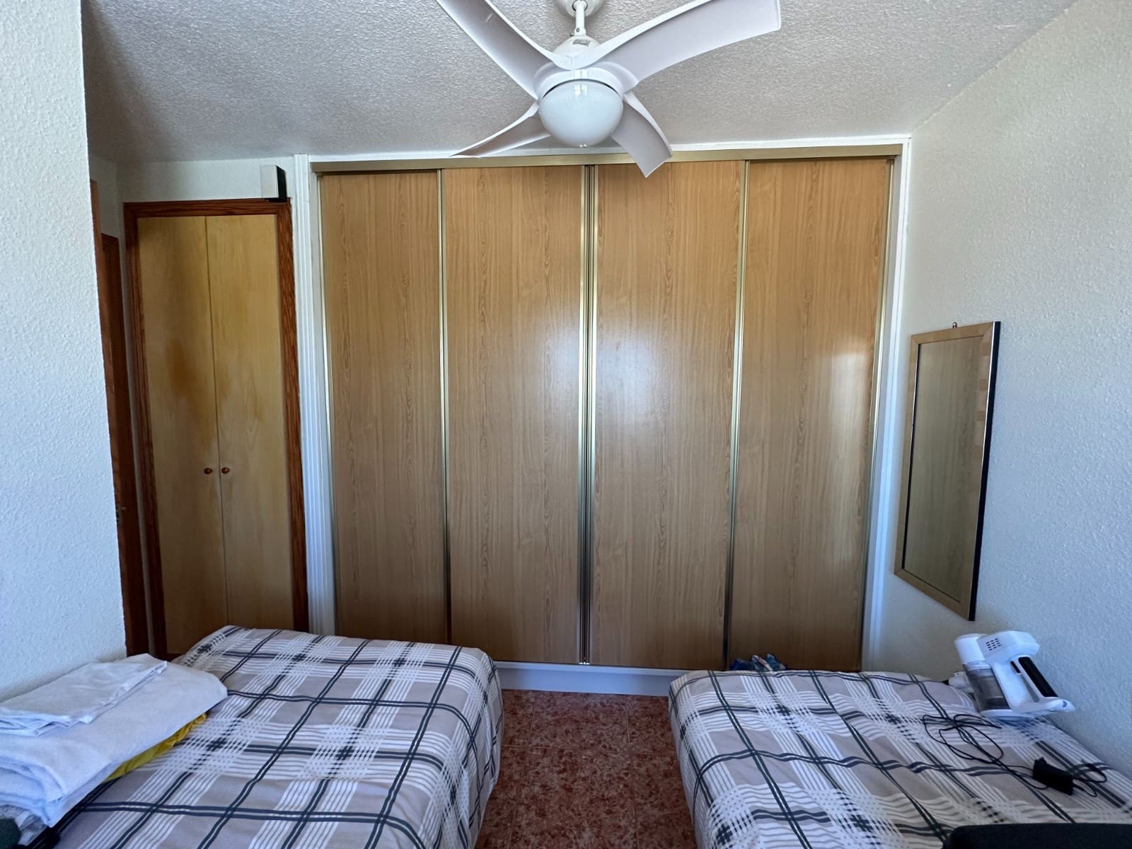 2 bedroom Apartment for sale in Los Montesinos with pool - € 140,000 (Ref: 9820310)