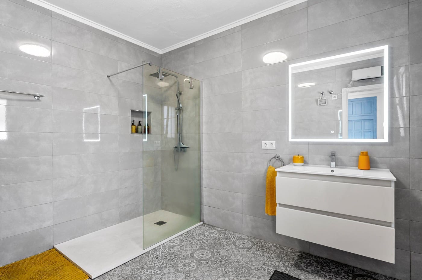 3 soveværelse Villa til salg i Pueblo Bravo med swimmingpool garage - € 440.000 (Ref: 9824937)