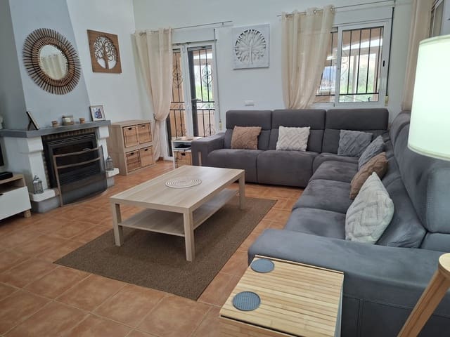 5 slaapkamer Villa te koop in Catral met zwembad garage - € 449.995 (Ref: 9846825)