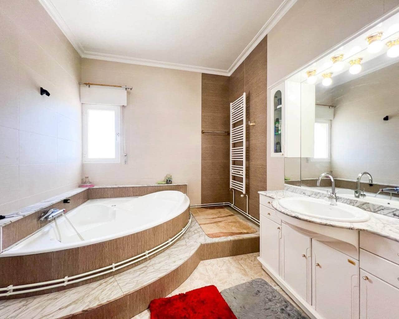 4 soveværelse Villa til salg i Dona Pepa med swimmingpool - € 569.000 (Ref: 9851331)