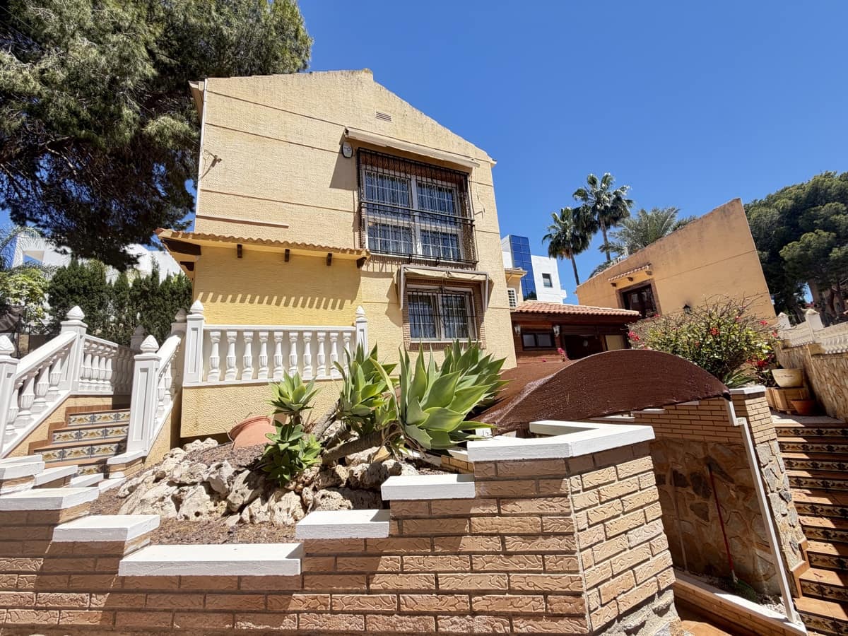 4 camera da letto Villa in vendita in Los Balcones con piscina garage - 490.000 € (Rif: 9866525)