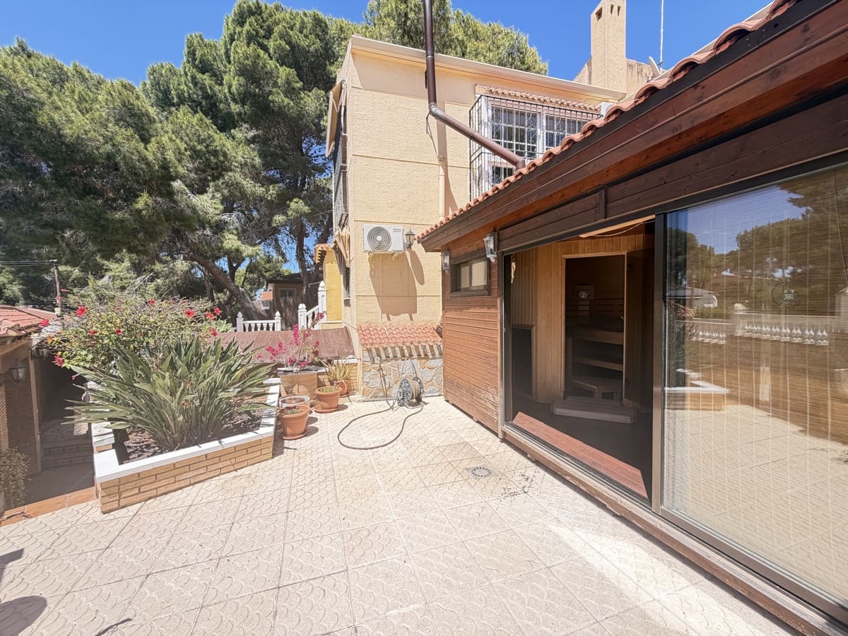 4 camera da letto Villa in vendita in Los Balcones con piscina garage - 490.000 € (Rif: 9866525)