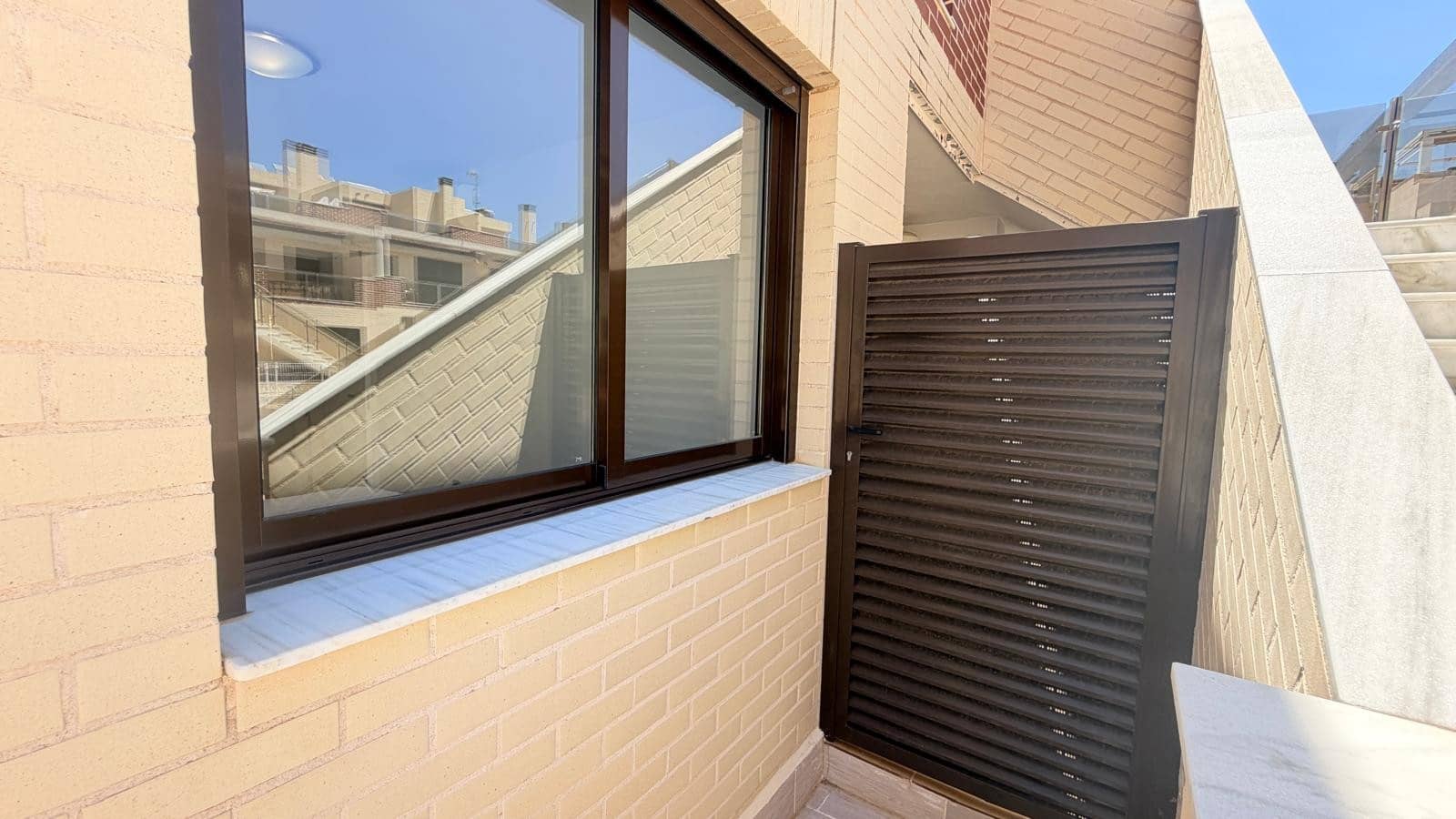 3 quarto Apartamento para venda em Cabo Roig com piscina garagem - 215 000 € (Ref: 9889938)