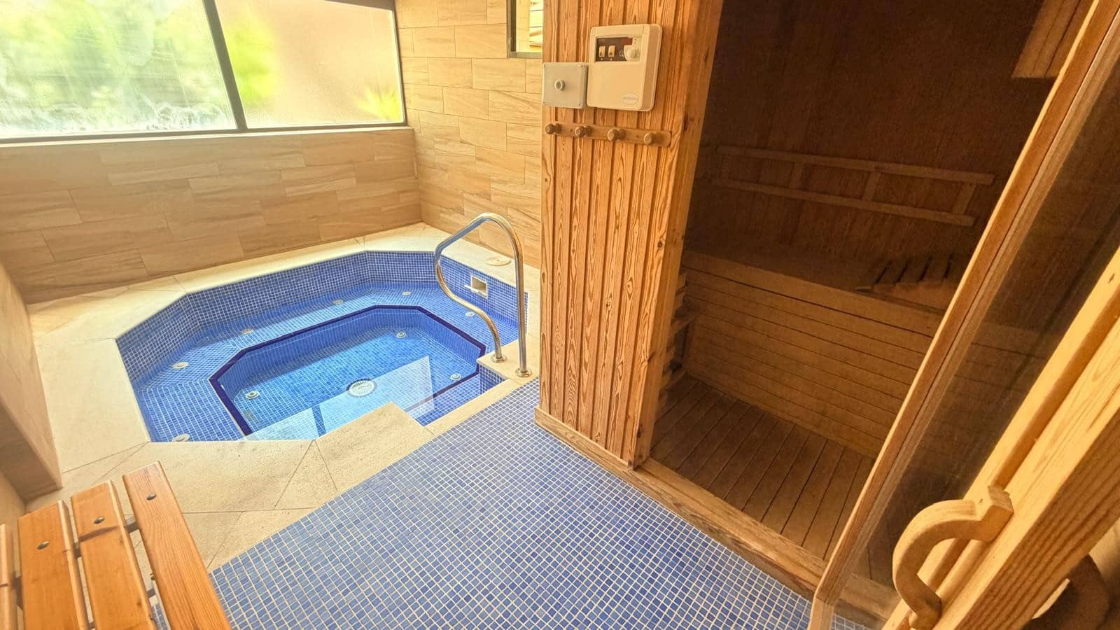 3 quarto Apartamento para venda em Cabo Roig com piscina garagem - 215 000 € (Ref: 9889938)