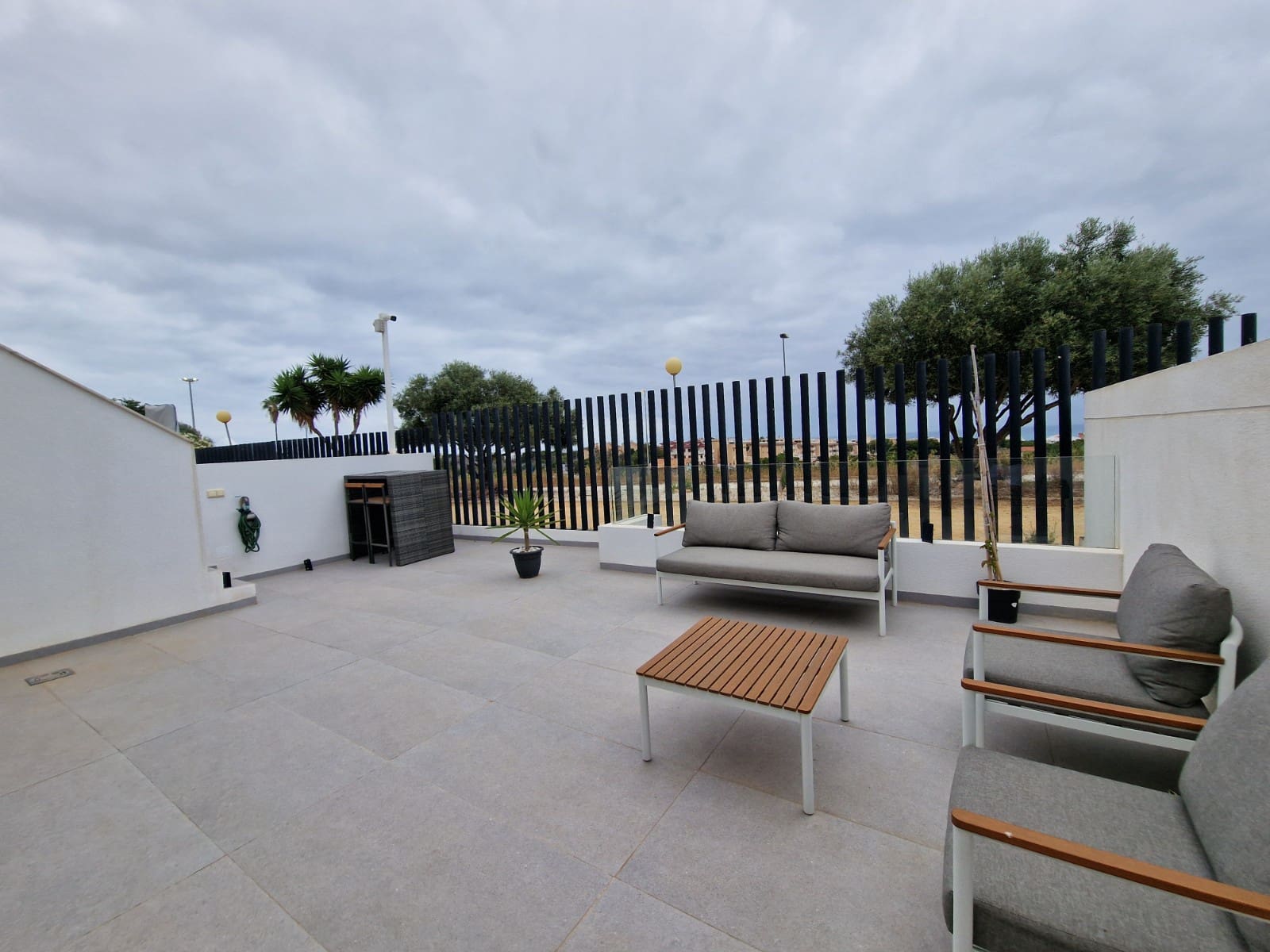 4 soveværelse Villa til salg i Guardamar del Segura med swimmingpool garage - € 570.000 (Ref: 9891707)